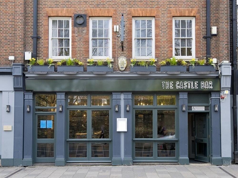 קאמברידג' The Castle Bar Room Only מראה חיצוני תמונה